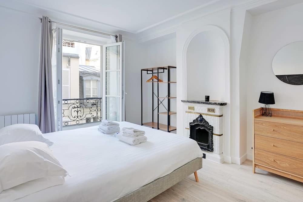 Photo of Bedroom in Ternes
