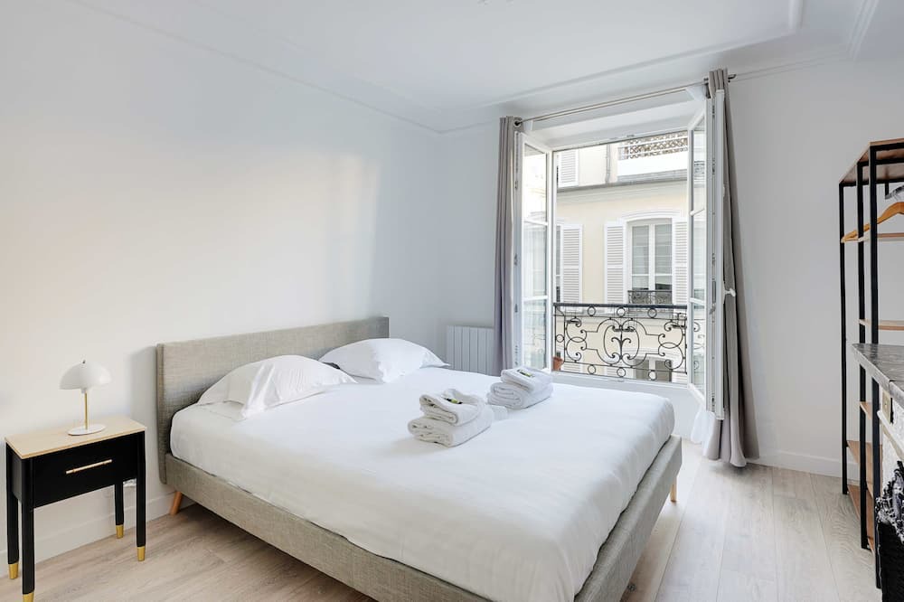 Photo of Bedroom in Ternes