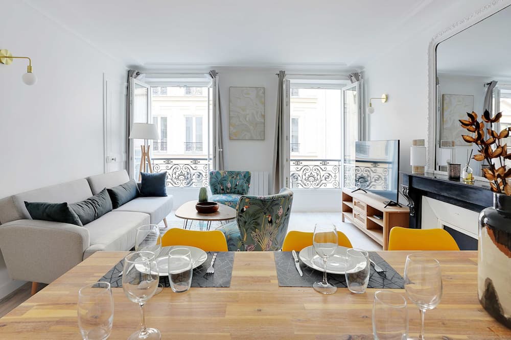 Photo of Livingroom in Ternes