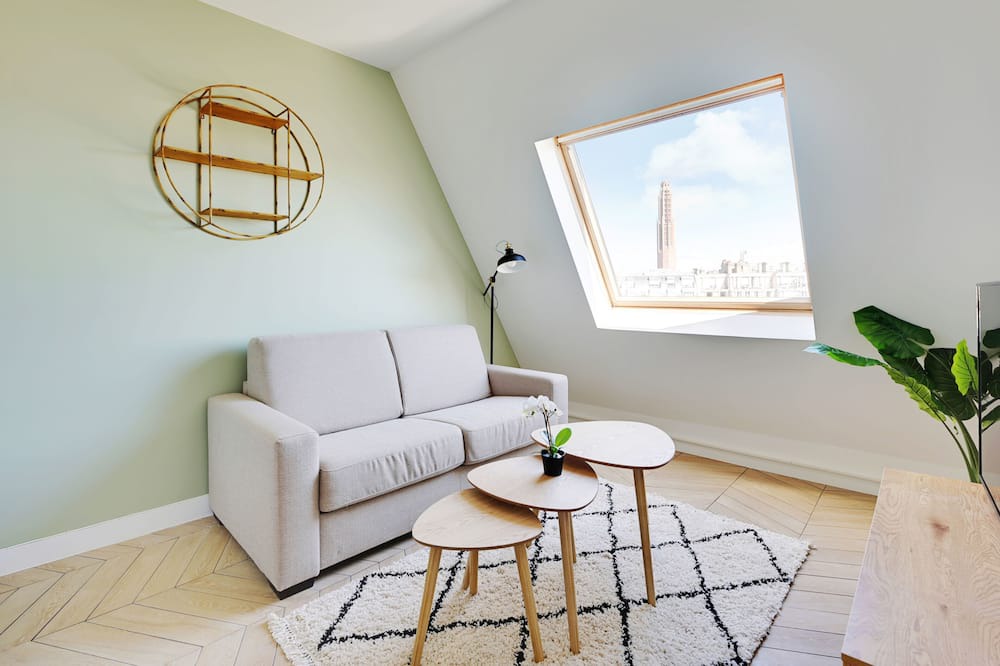 Photo of Livingroom in Quartier de la Plaine-de-Monceaux