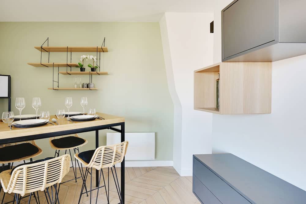 Photo of Kitchen in Quartier de la Plaine-de-Monceaux