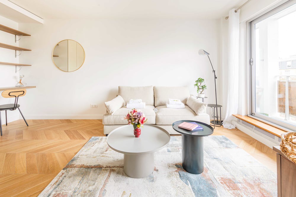 Photo of Livingroom in 12th Arrondissement