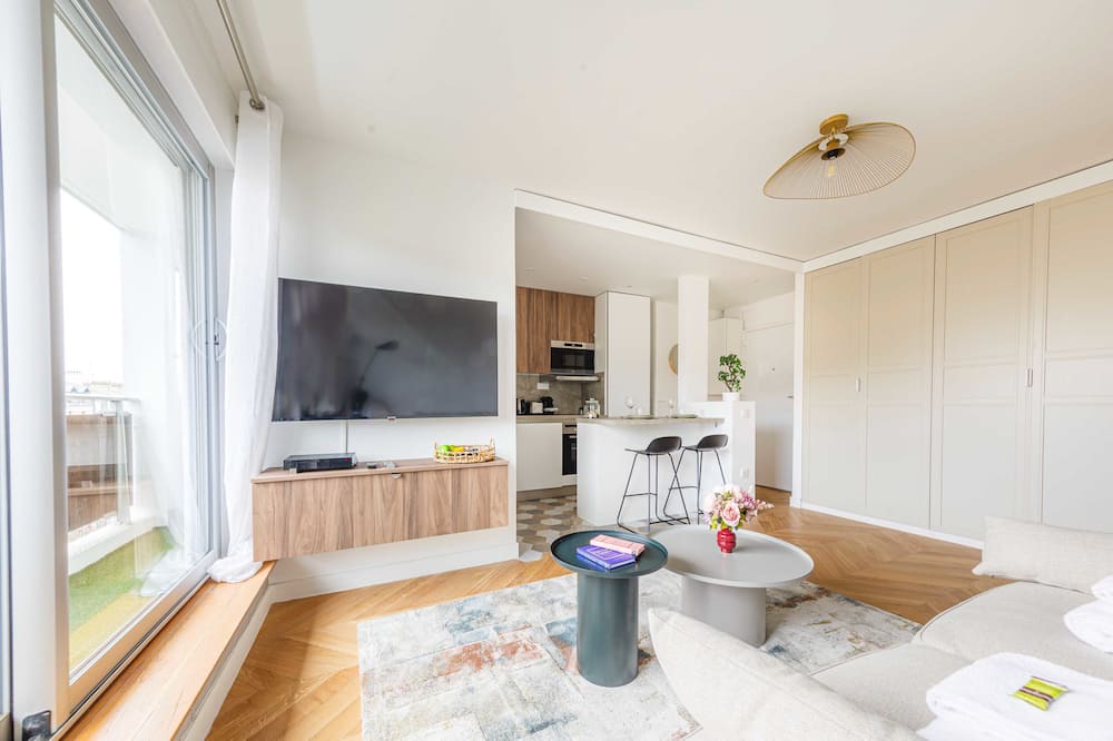 Photo of Livingroom in 12th Arrondissement