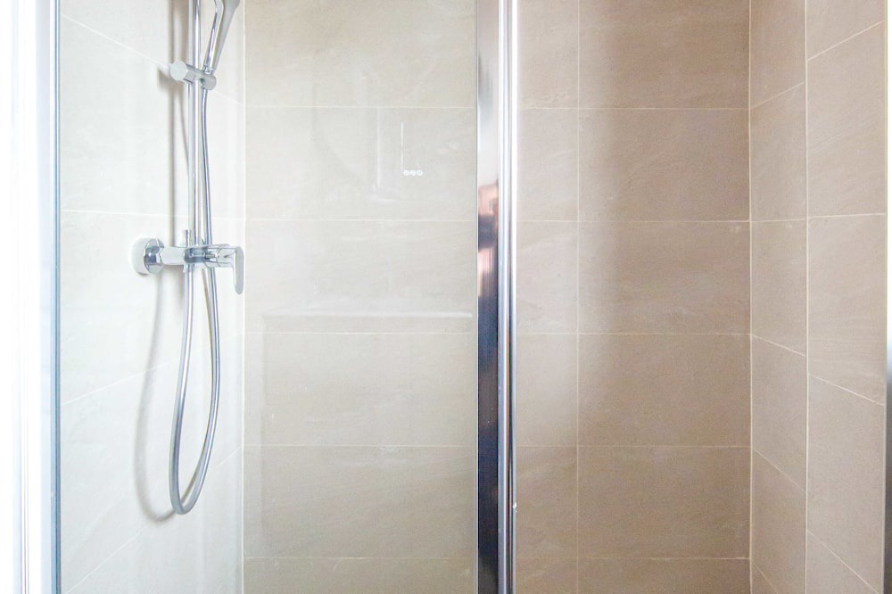 Photo of Bathroom in 12th Arrondissement