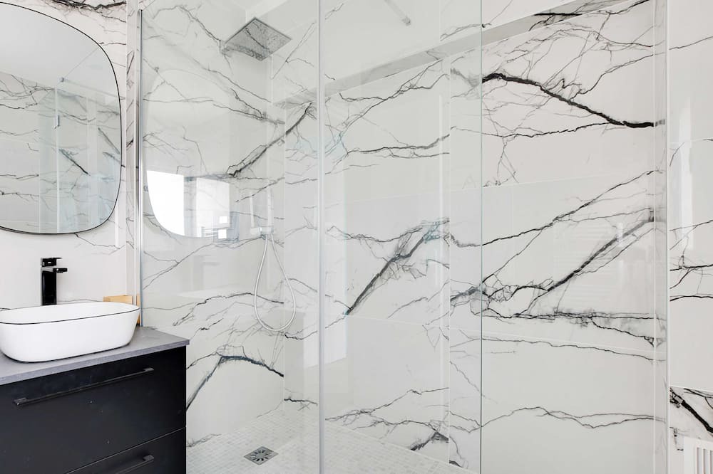 Photo of Bathroom in Batignolles
