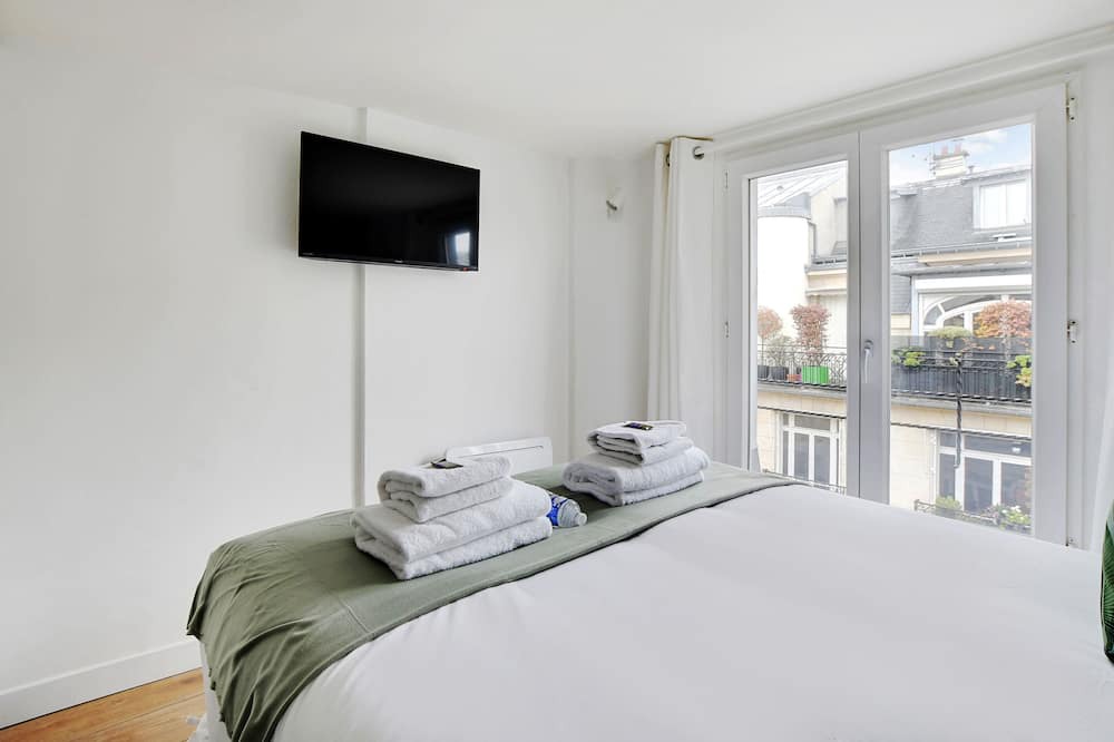 Photo of Bedroom in Ternes