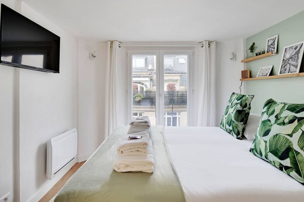Photo of Bedroom in Ternes