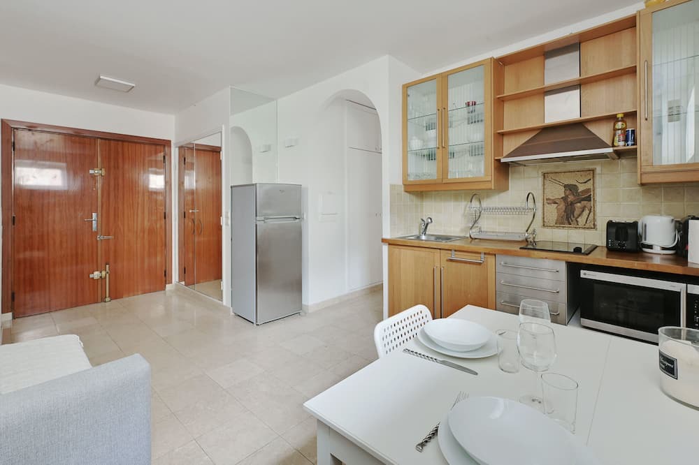 Photo of Kitchen in Quartier de la Plaine-de-Monceaux