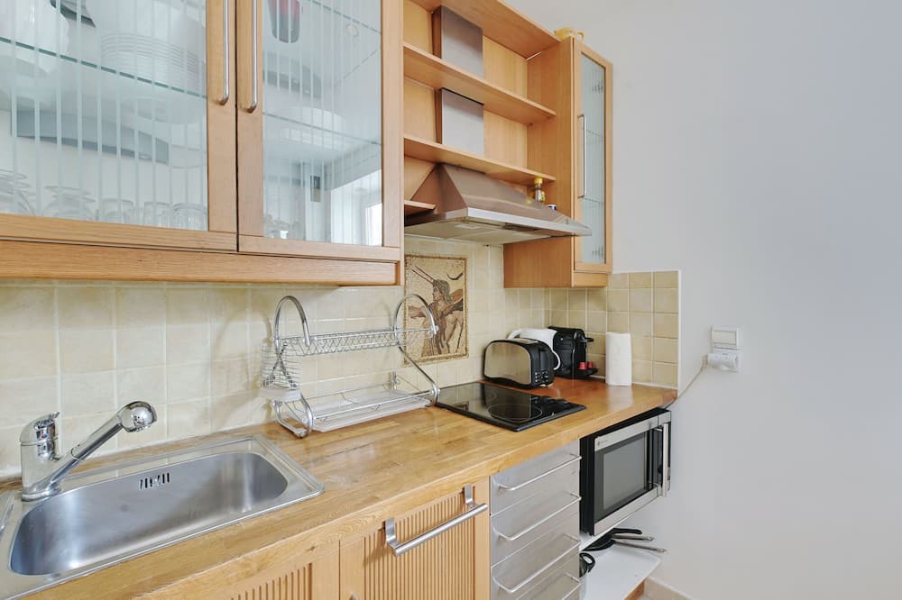 Photo of Kitchen in Quartier de la Plaine-de-Monceaux