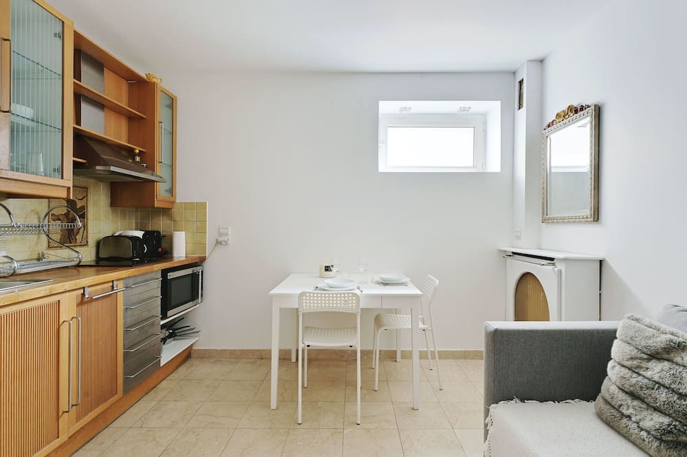 Photo of Kitchen in Quartier de la Plaine-de-Monceaux