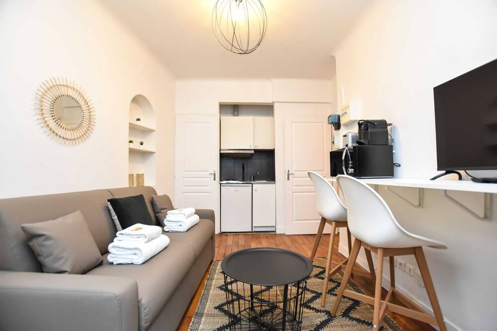 Photo of Livingroom in Neuilly-sur-Seine