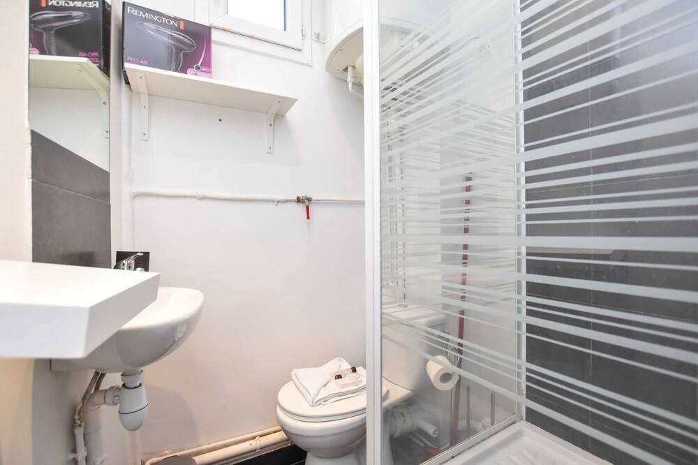 Photo of Bathroom in Neuilly-sur-Seine