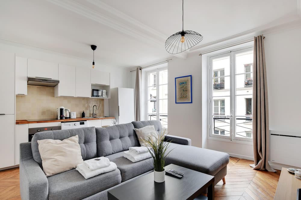 Photo of Livingroom in Quartier de la Porte-Saint-Denis