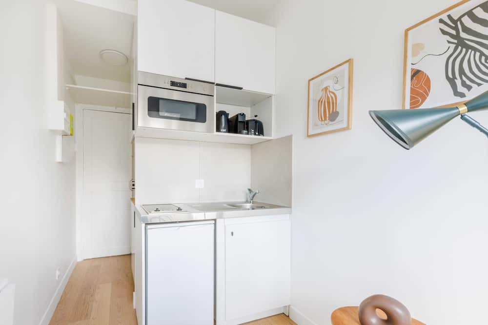 Photo of Kitchen in Quartier de la Plaine-de-Monceaux