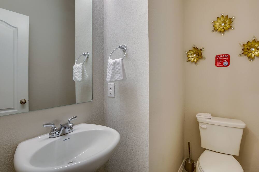 Photo of Bathroom in Mesquite