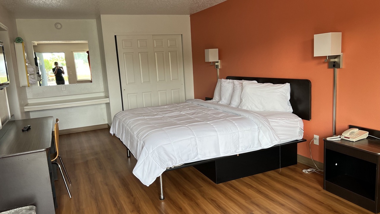 Photo of Bedroom in Buckeye Lake