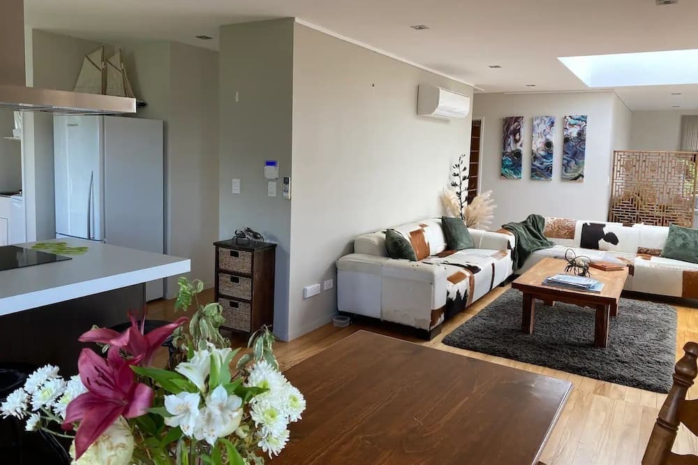 Photo of Livingroom in Kaiaua