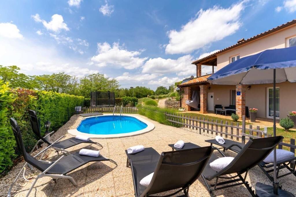 Photo of Outdoor in Oprtalj