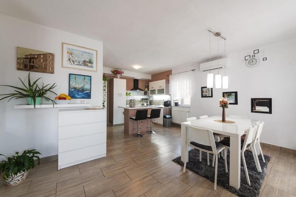 Photo of Kitchen in Oprtalj