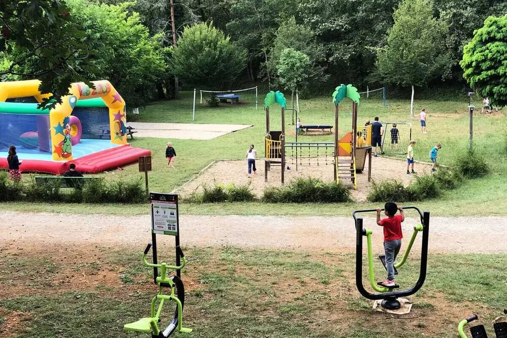 Photo of Outdoor in Thonac