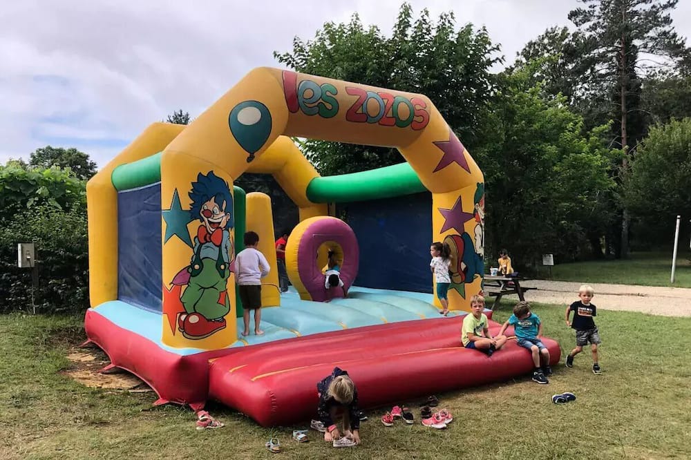 Photo of Others in Thonac