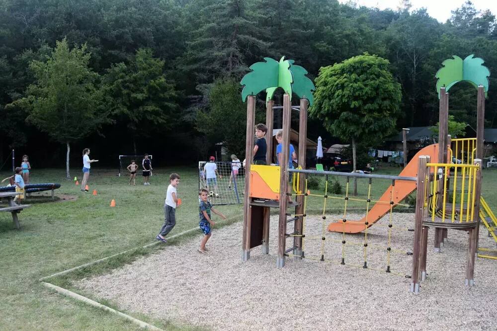 Photo of Others in Thonac