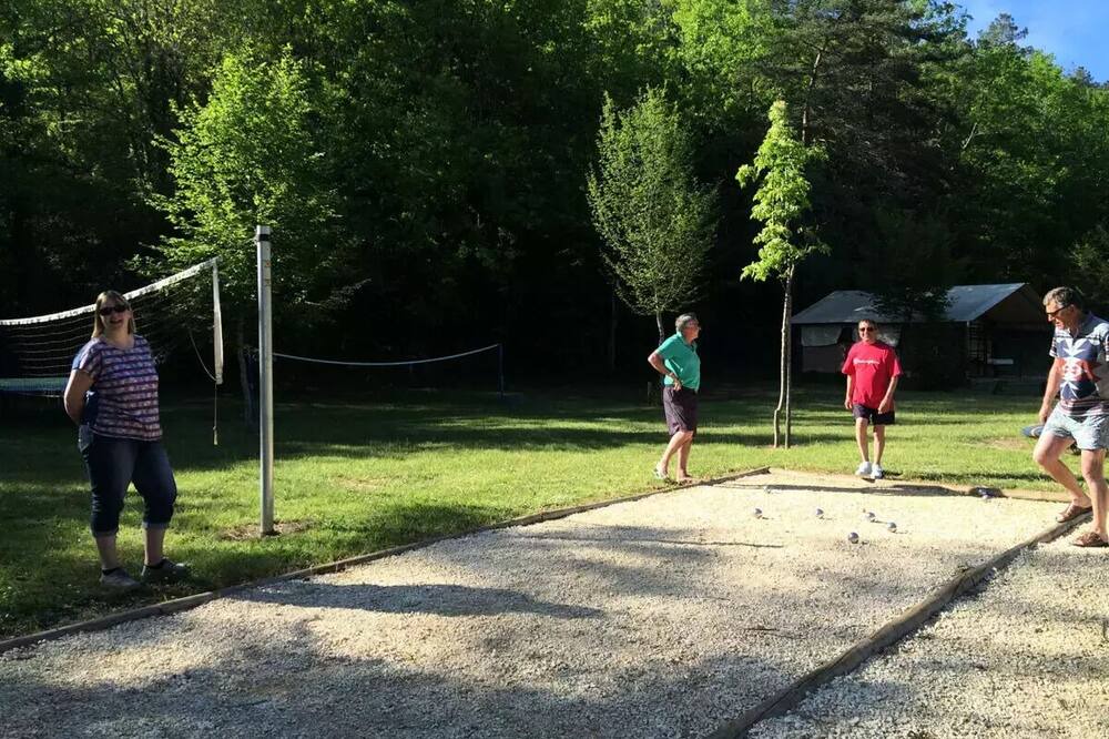 Photo of Others in Thonac