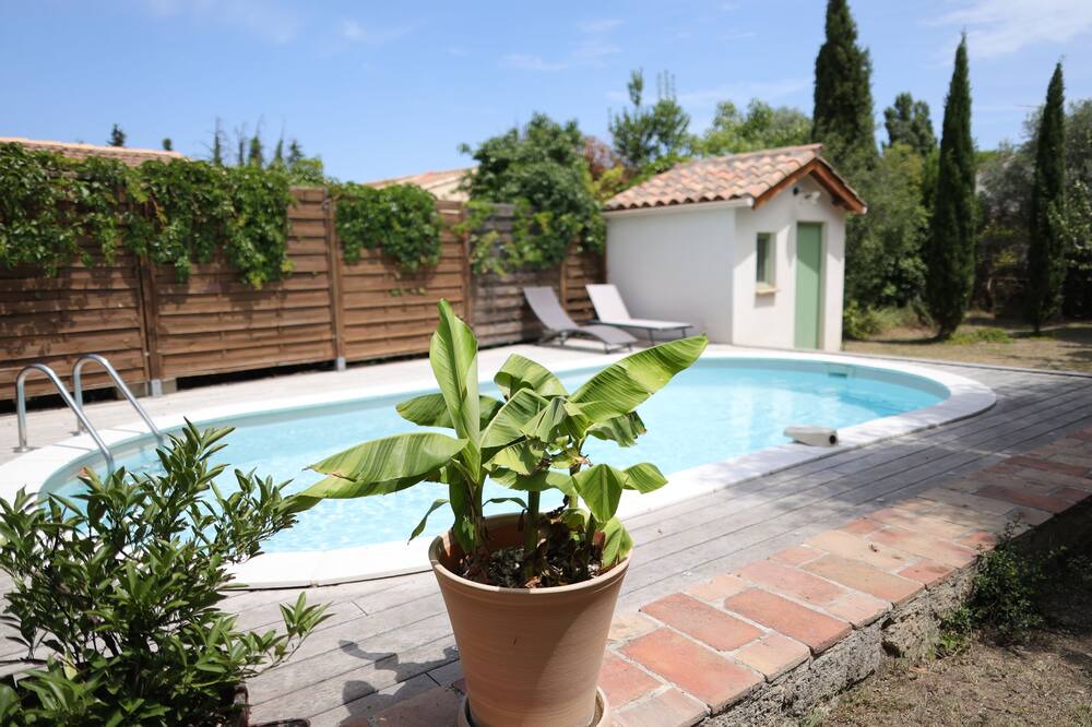 Photo of Outdoor in Poussan