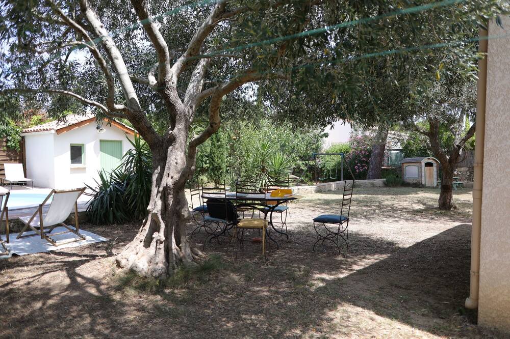 Photo of Outdoor in Poussan