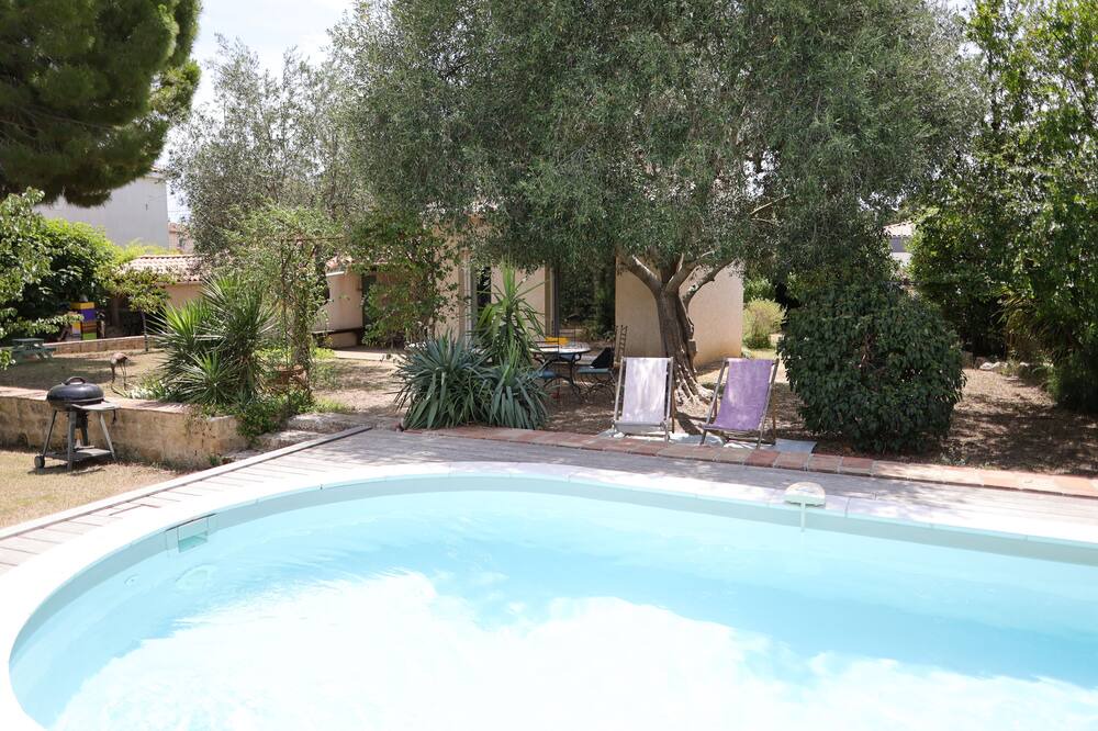 Photo of Outdoor in Poussan