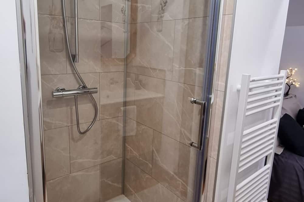 Photo of Bathroom in Limetz-Villez