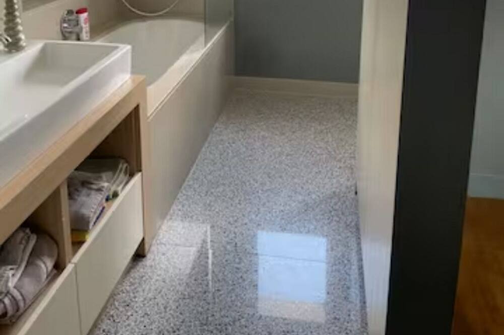 Photo of Bathroom in Waben