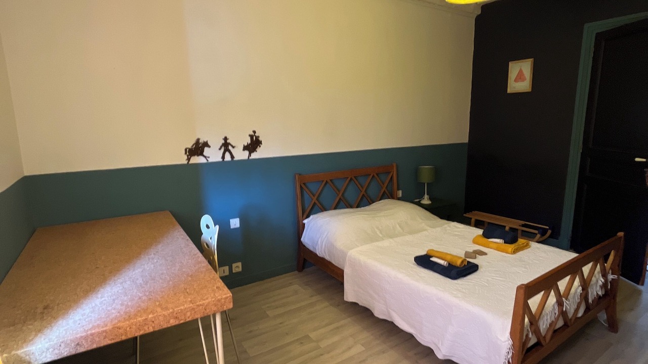 Photo of Bedroom in Thezan-les-Beziers