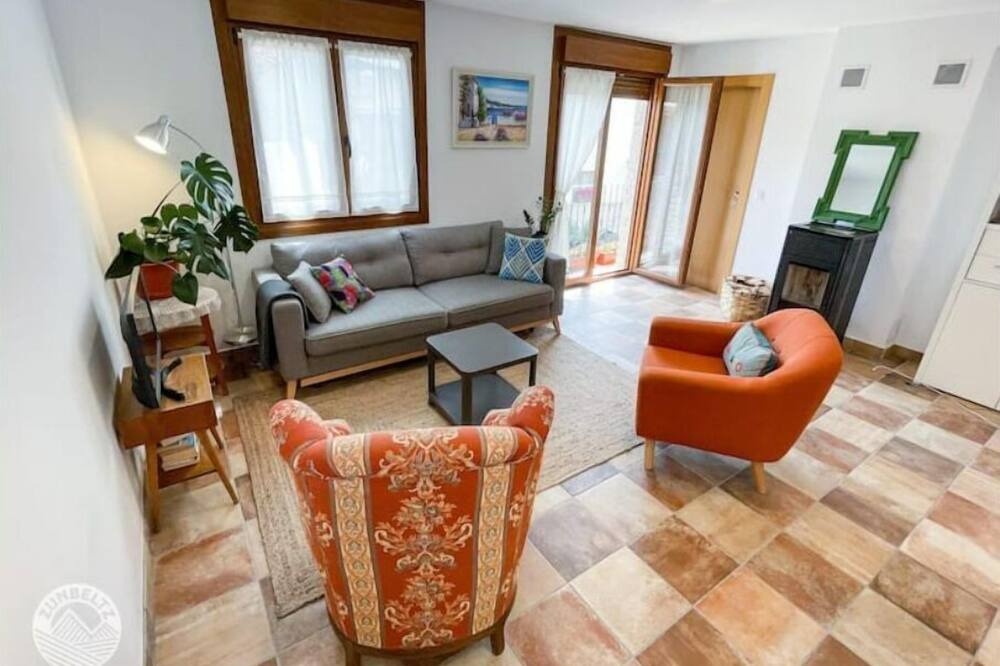 Photo of Livingroom in Lezaun