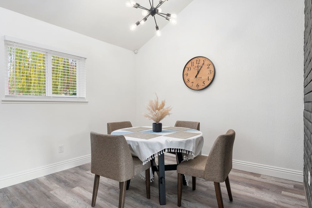 Photo of Bedroom in Rio Linda