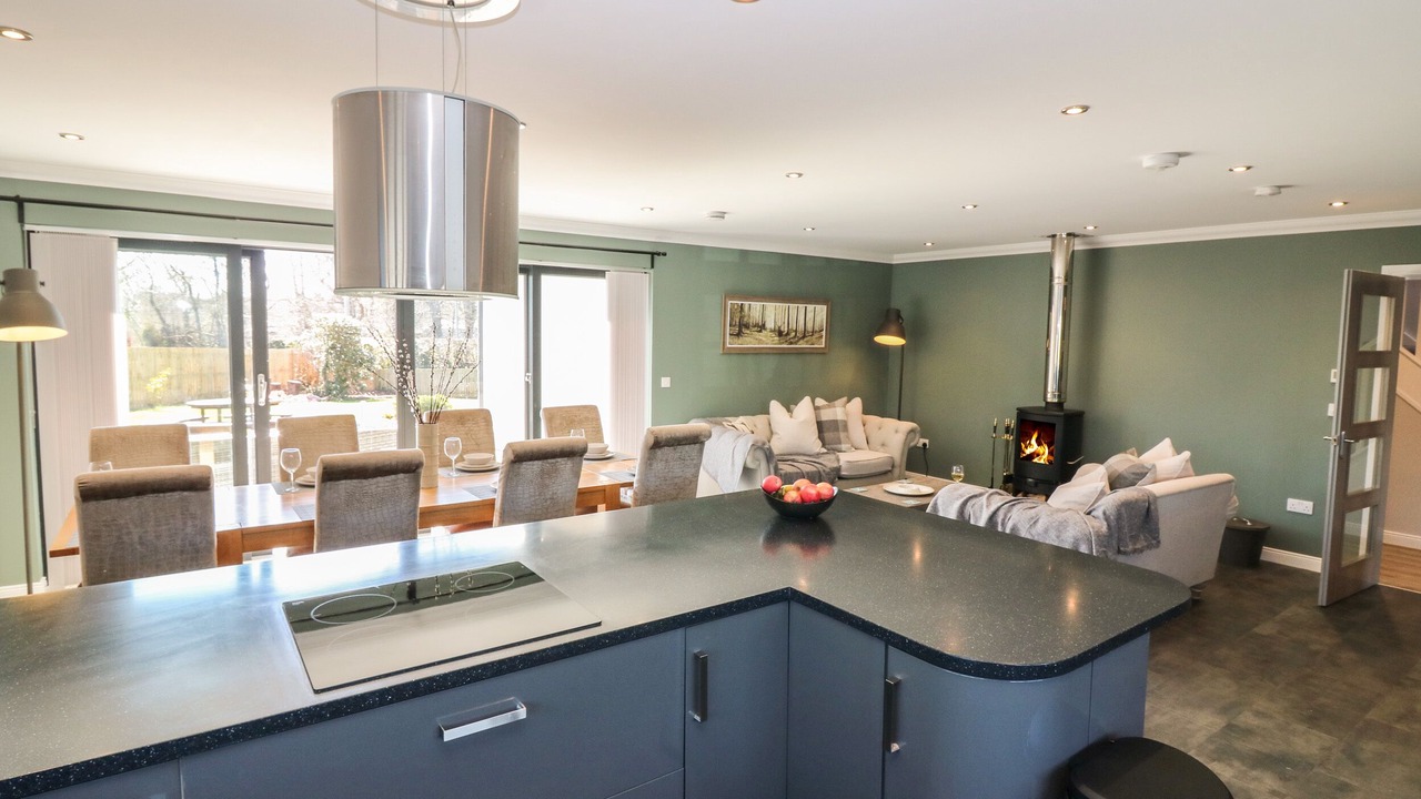 Photo of Others in Ellon