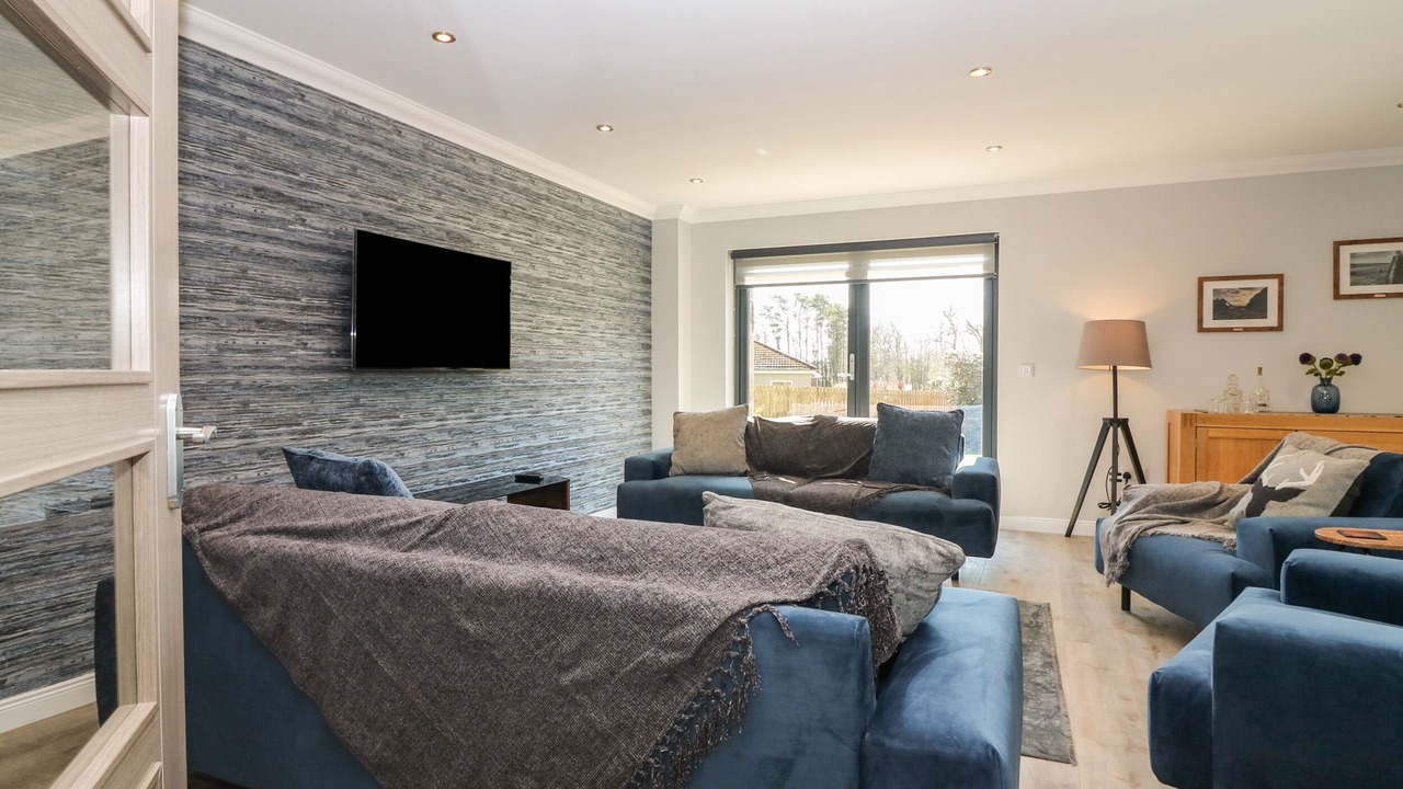 Photo of Livingroom in Ellon