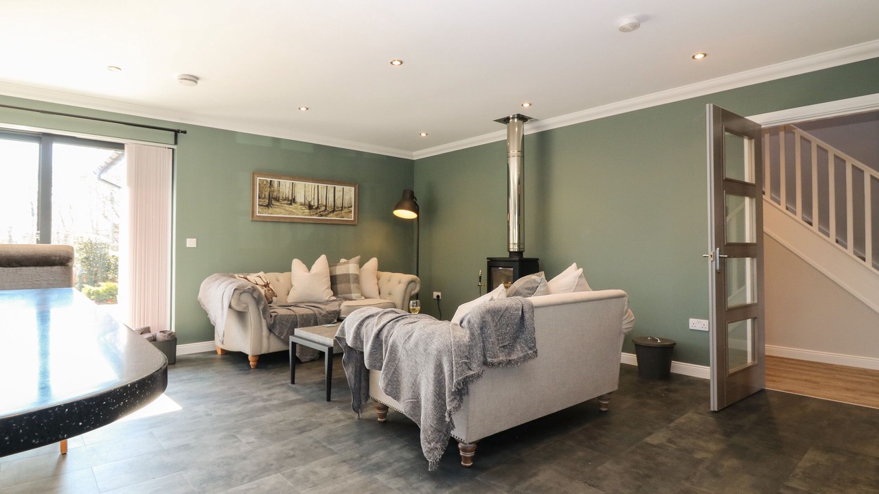 Photo of Others in Ellon