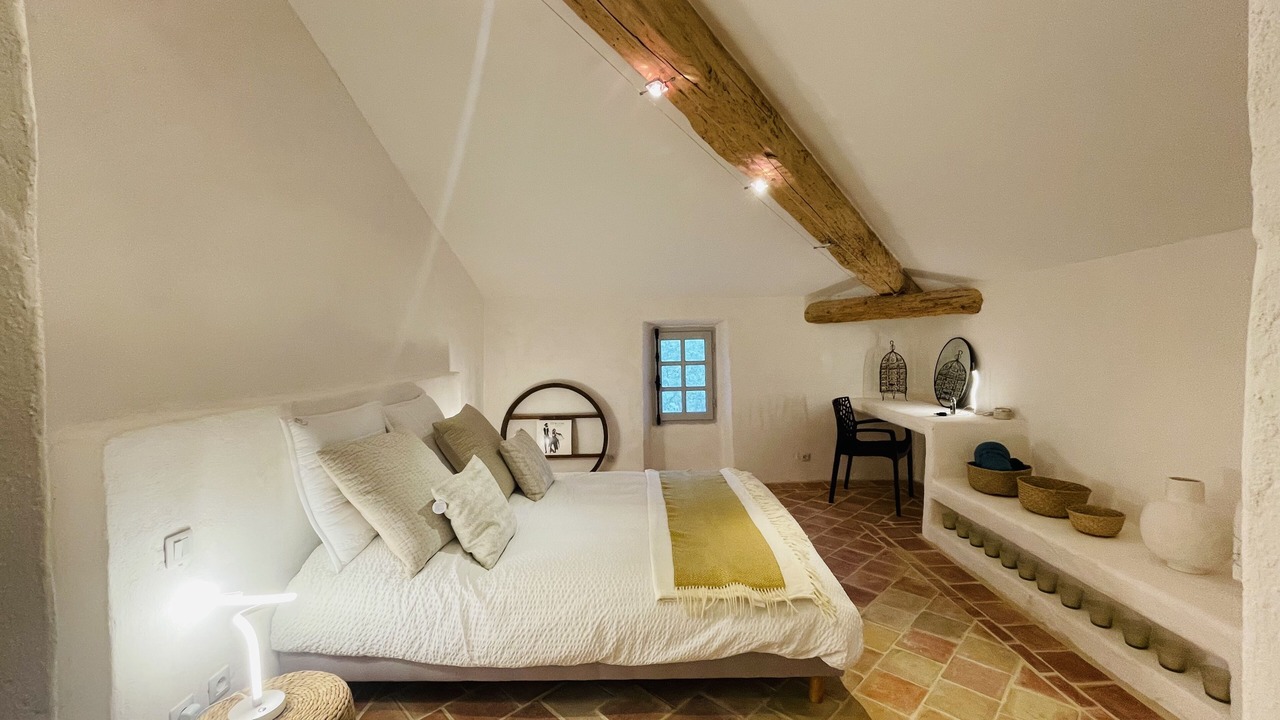 Photo of Bedroom in Saint-Julien
