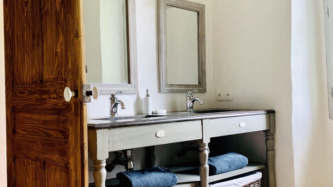 Photo of Bathroom in Saint-Julien