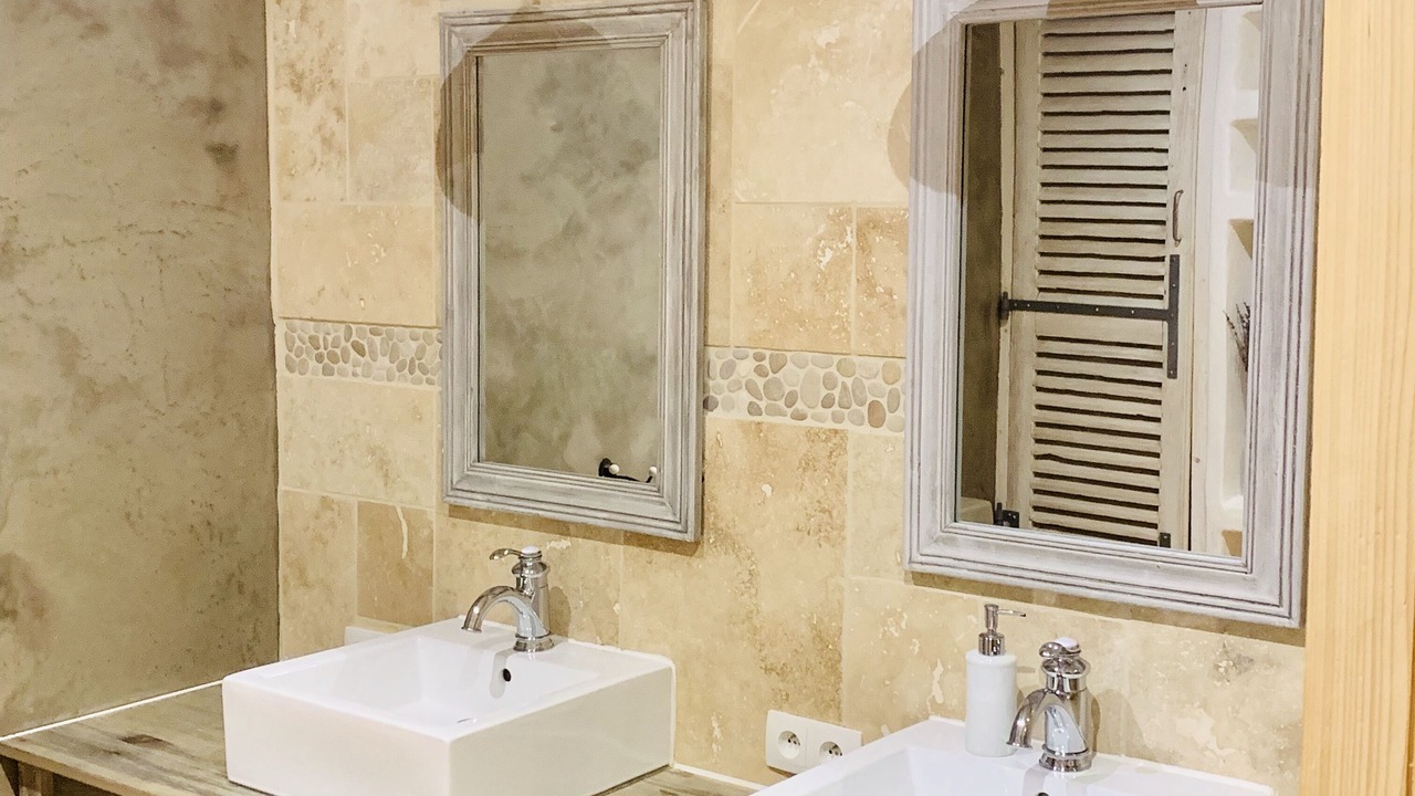 Photo of Bathroom in Saint-Julien