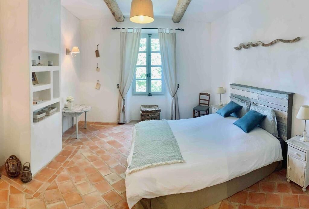 Photo of Others in Saint-Julien