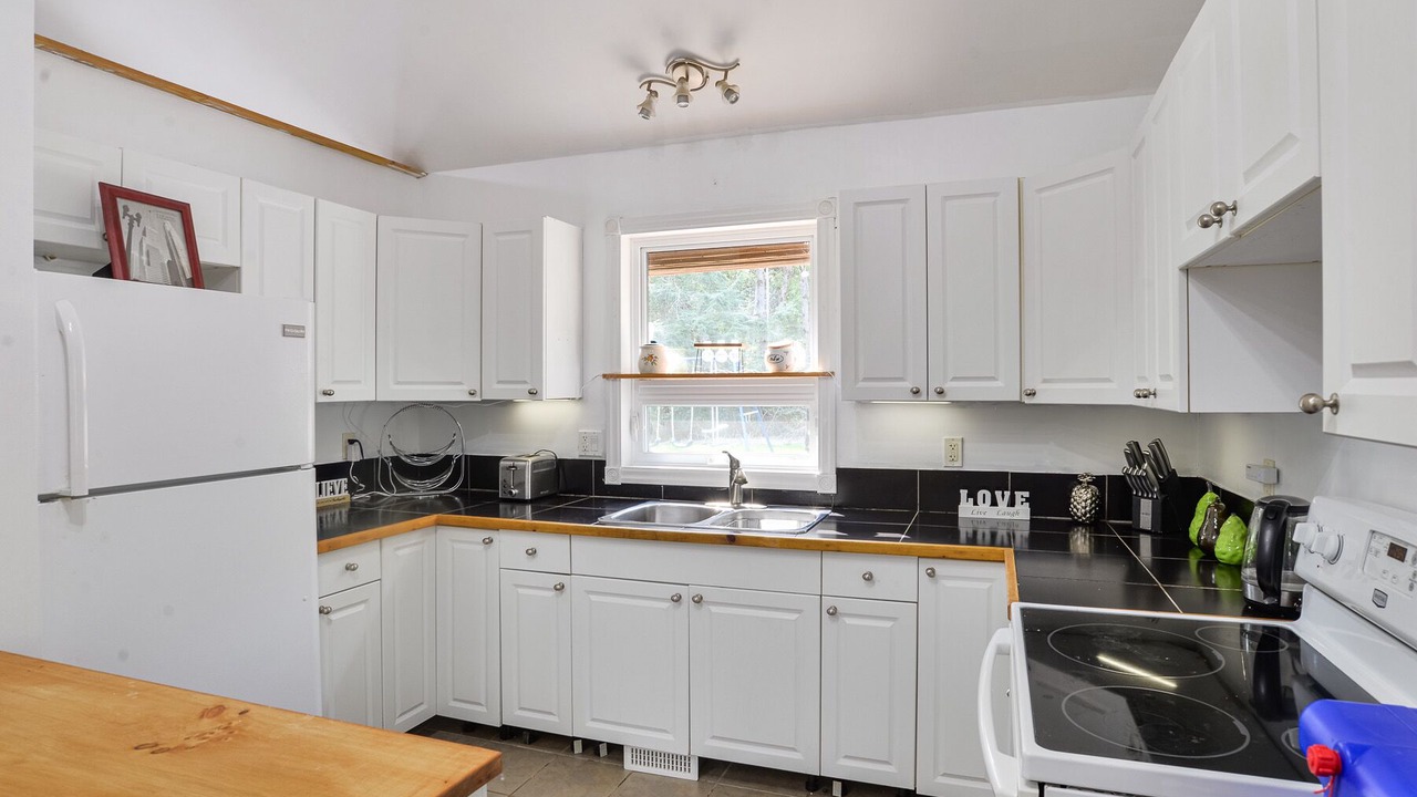 Photo of Kitchen in Sebright