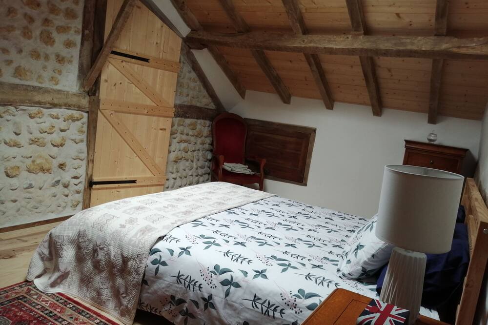 Photo of Bedroom in Castelvieilh