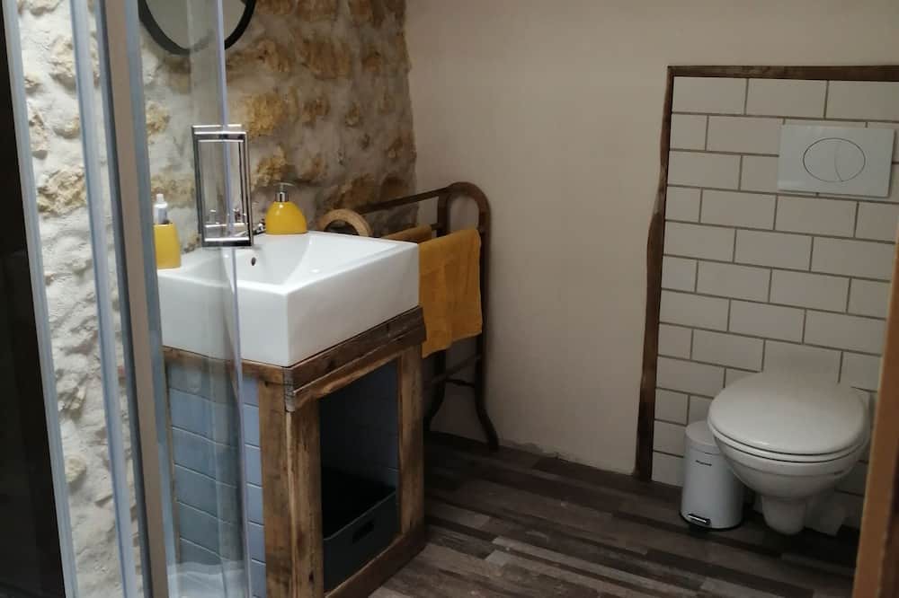 Photo of Bathroom in Castelvieilh
