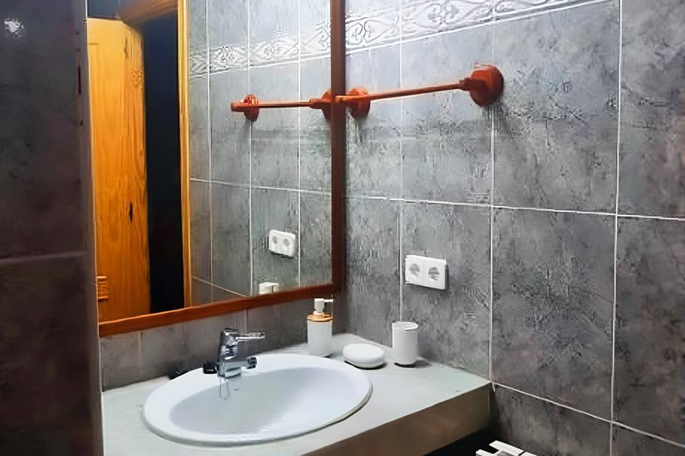 Photo of Bathroom in Vielha e Mijaran
