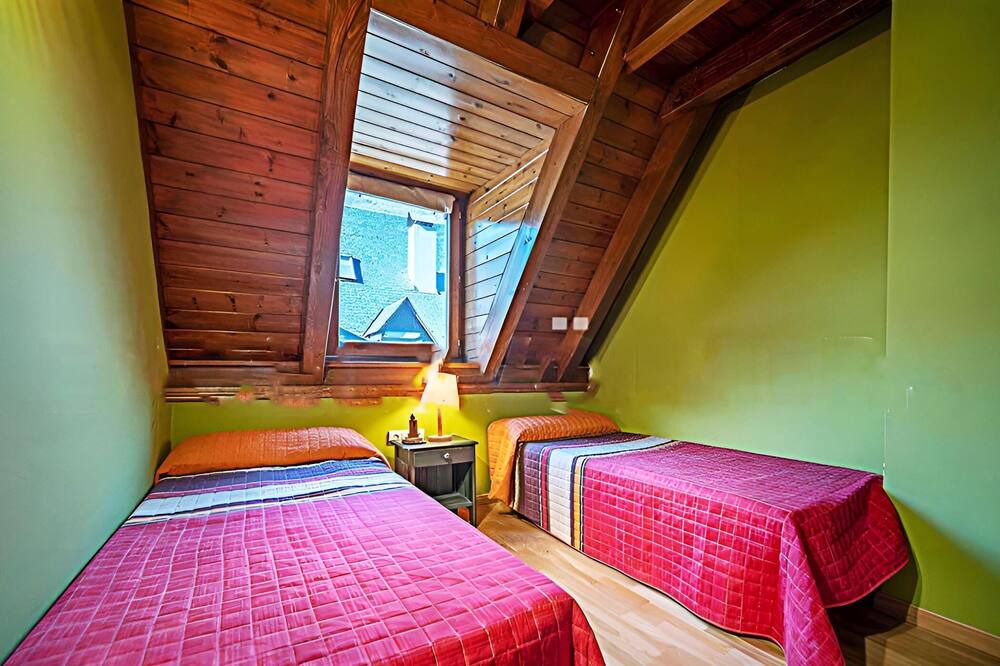 Photo of Bedroom in Vielha e Mijaran