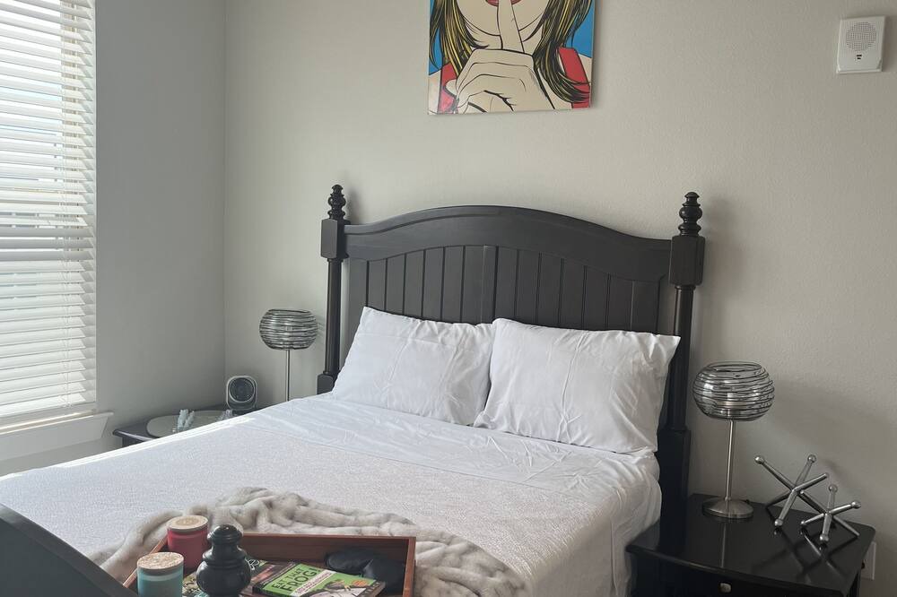 Photo of Bedroom in Katy