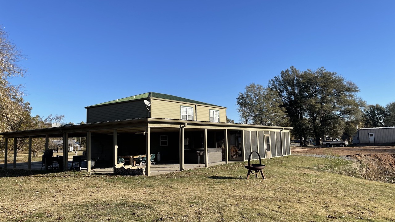 Photo of Outdoor in Desha