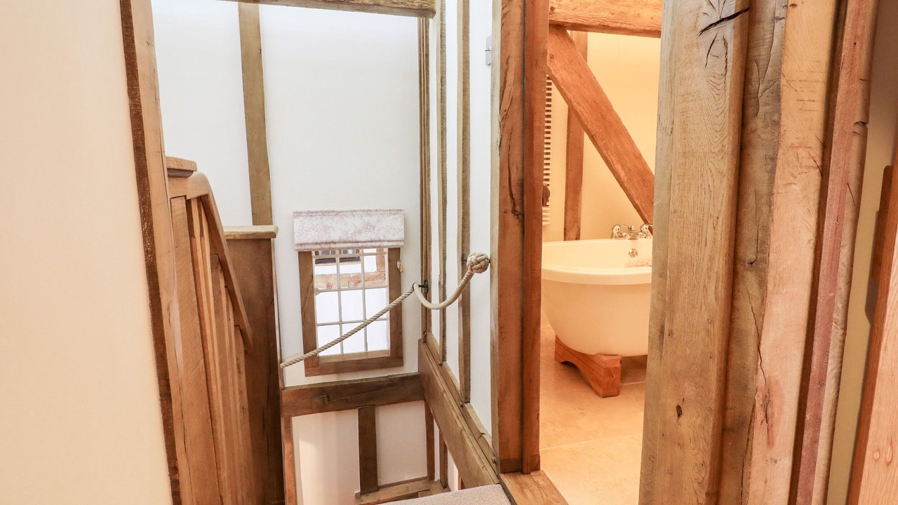 Photo of Others in Etchinghill